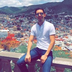 Meet your Posher, Roberto